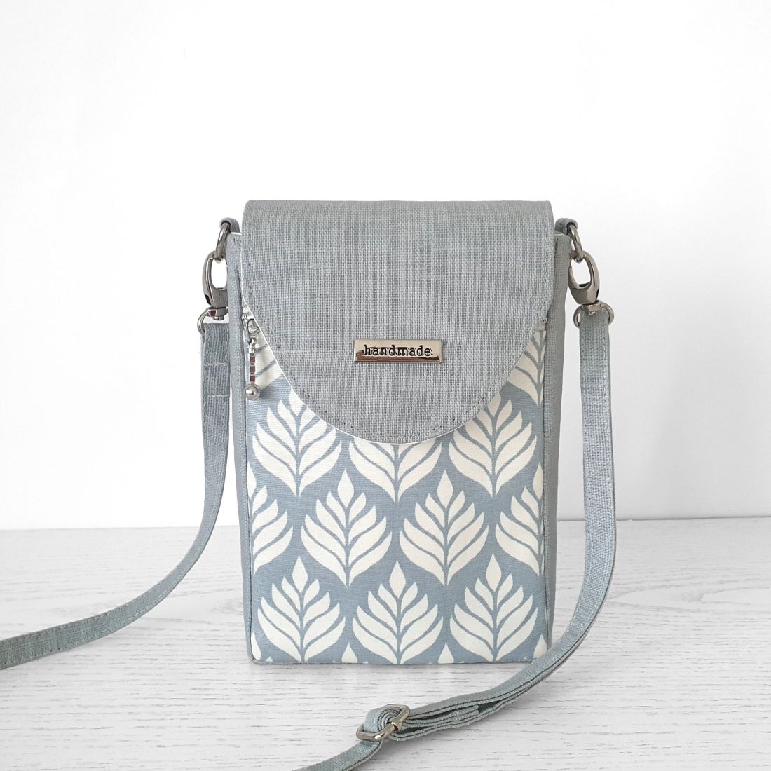 MINI chic Umhängetasche (blaugrau)
